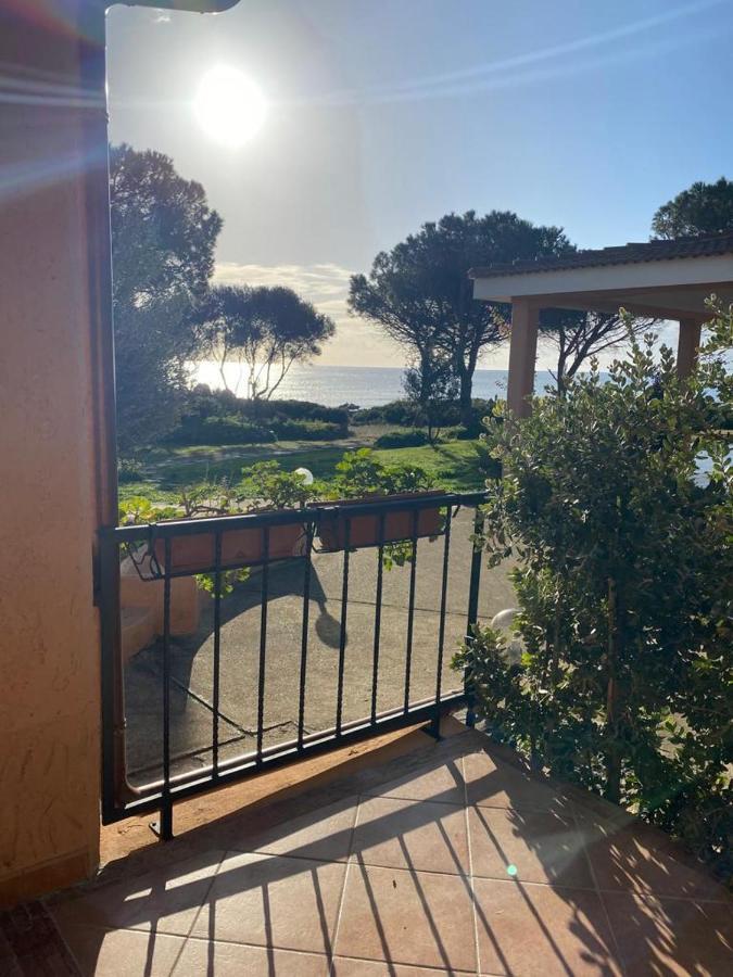 Villetta Porto Corallo Vista Mare ヴィッラプッツ エクステリア 写真